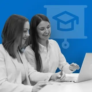 <span class="font-light">Z czego</span> <span class="font-bold">szkolimy i konsultujemy<span class="font-color-secondary">?</span></span>